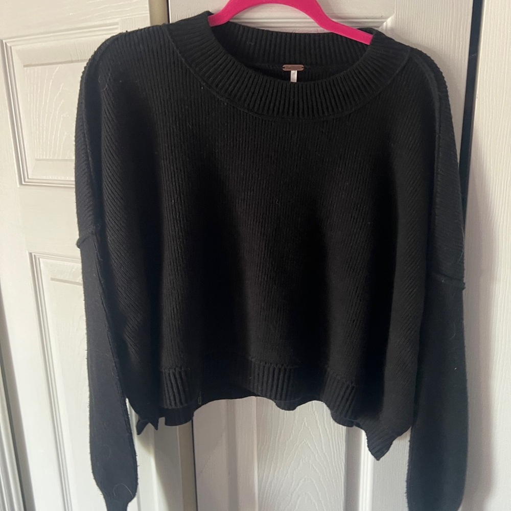 Free People Black Crew Neck Sweater - Picture 3 of 13